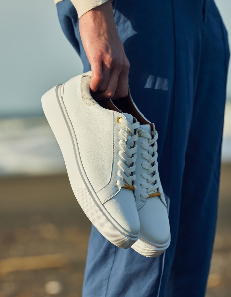 ハイサマー　ＮＹストレッチ　ＳＵ　ＰＴ・ＤＥＶＩＣＥ　１　マーブルを着用した男性