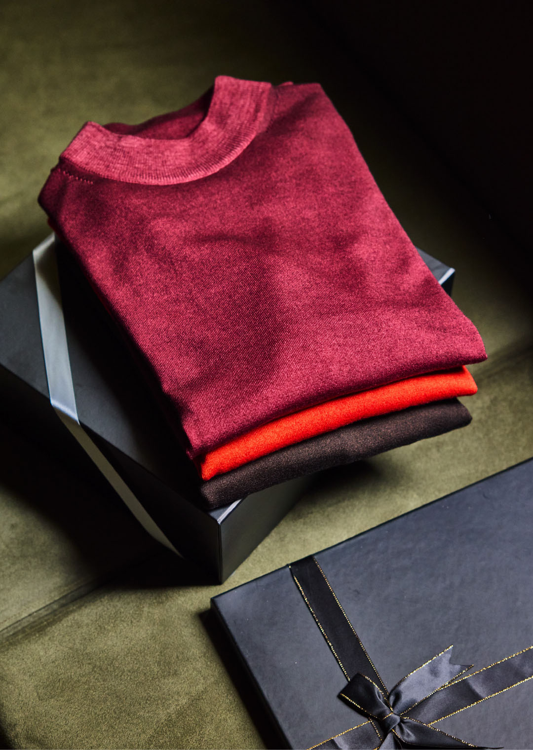 NEVE MOCK NECK