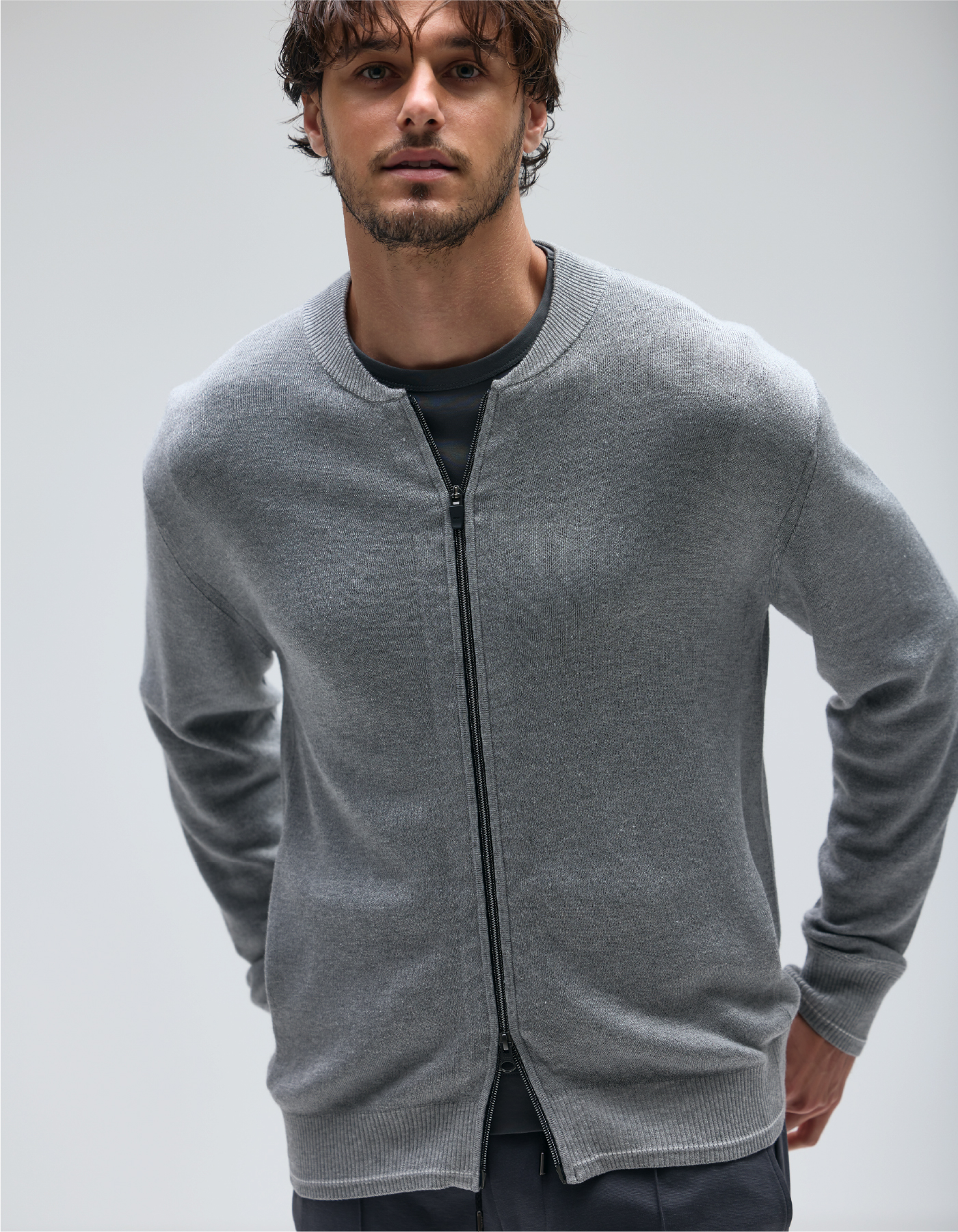 BLOUSONを着用しているモデルの画像